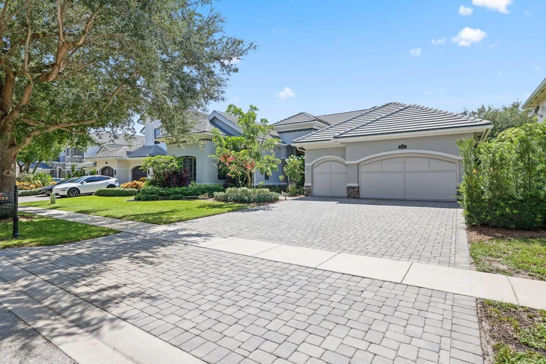 Photo of 8977 Stone Pier Drive