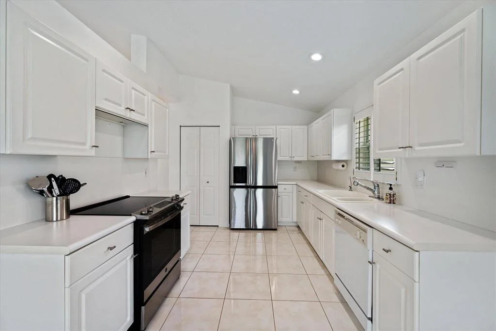 Photo of 6571 Maybrook Road