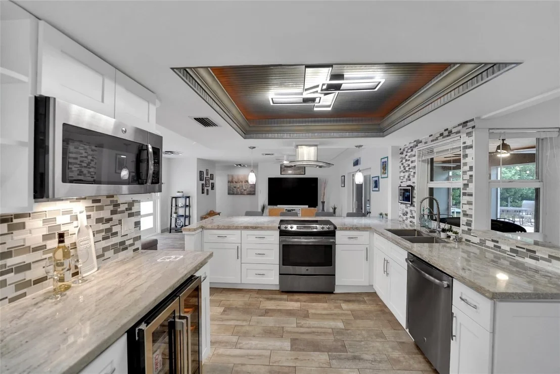 Photo of 6972 NW 5th Place