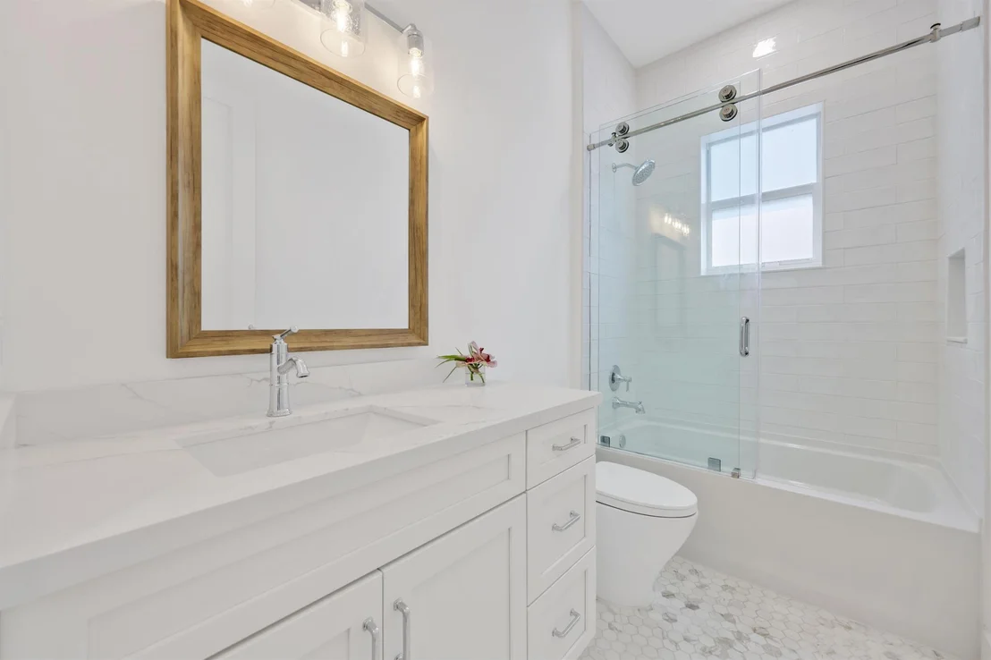 Photo of 737 Nighthawk Way