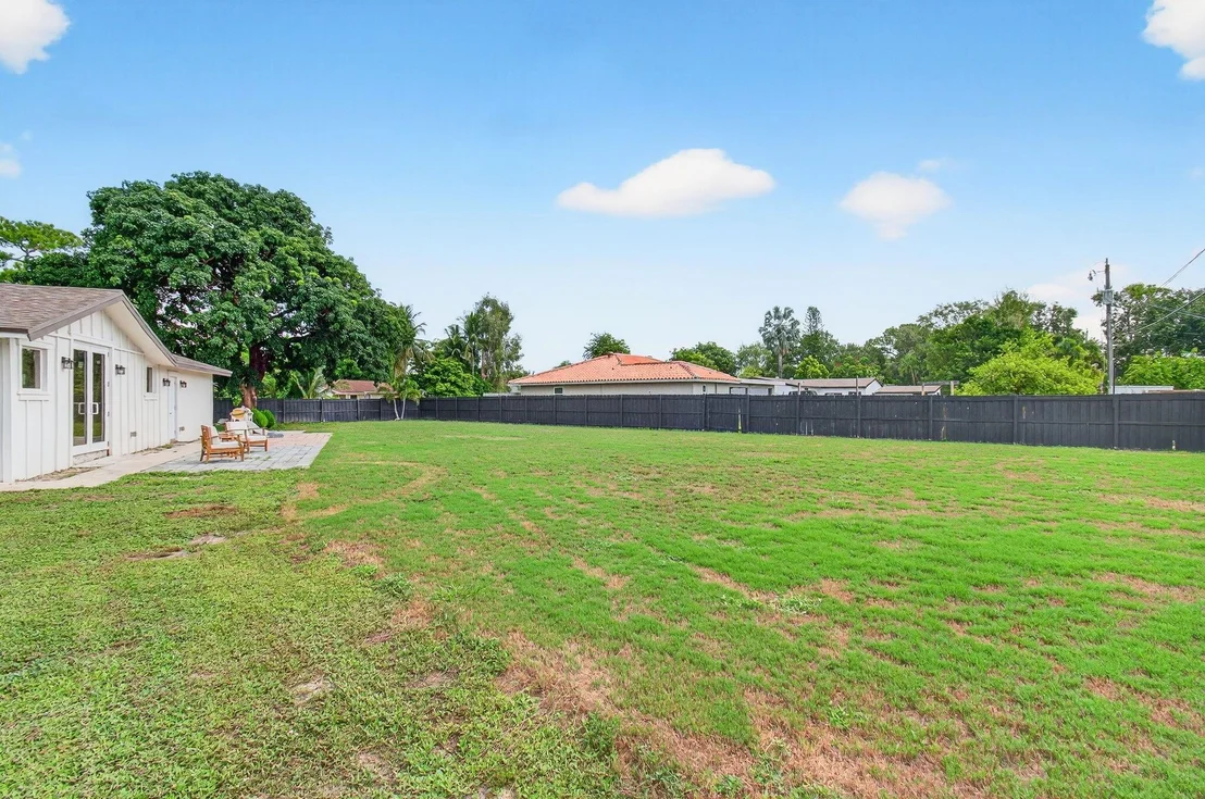 Photo of 5238 Palm Ridge Boulevard