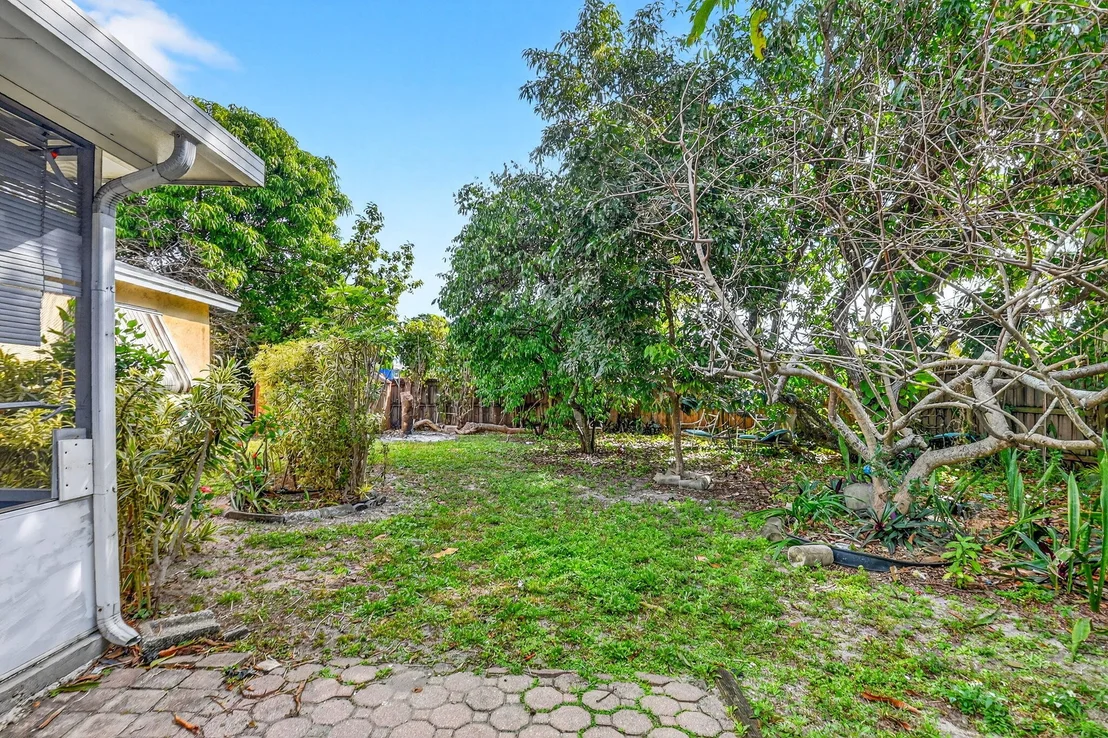 Photo of 4875 Poseidon Place