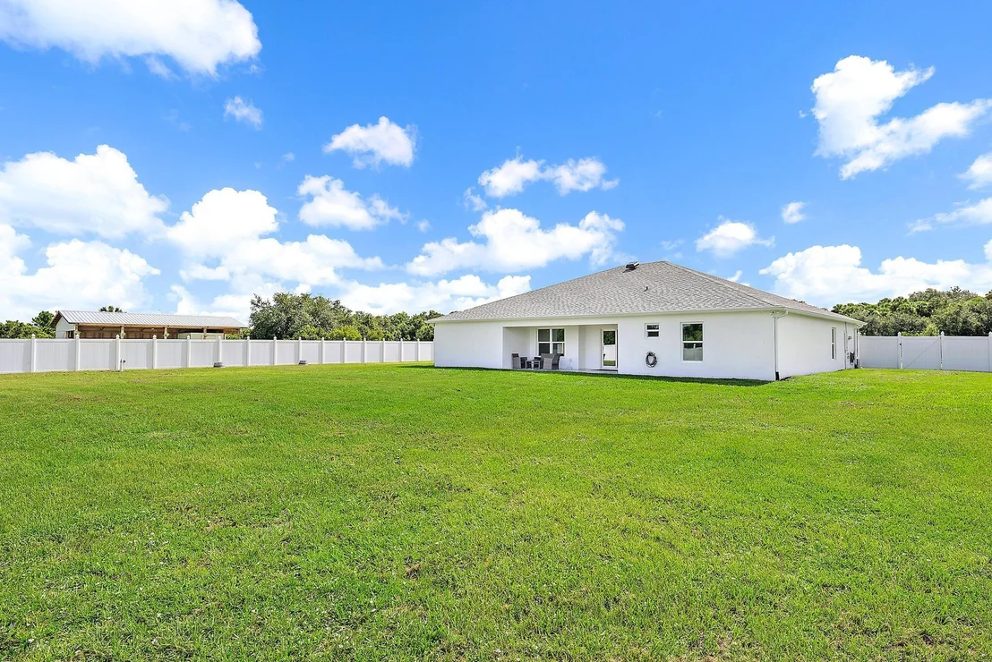 Photo of 13615 SE 26th Lane