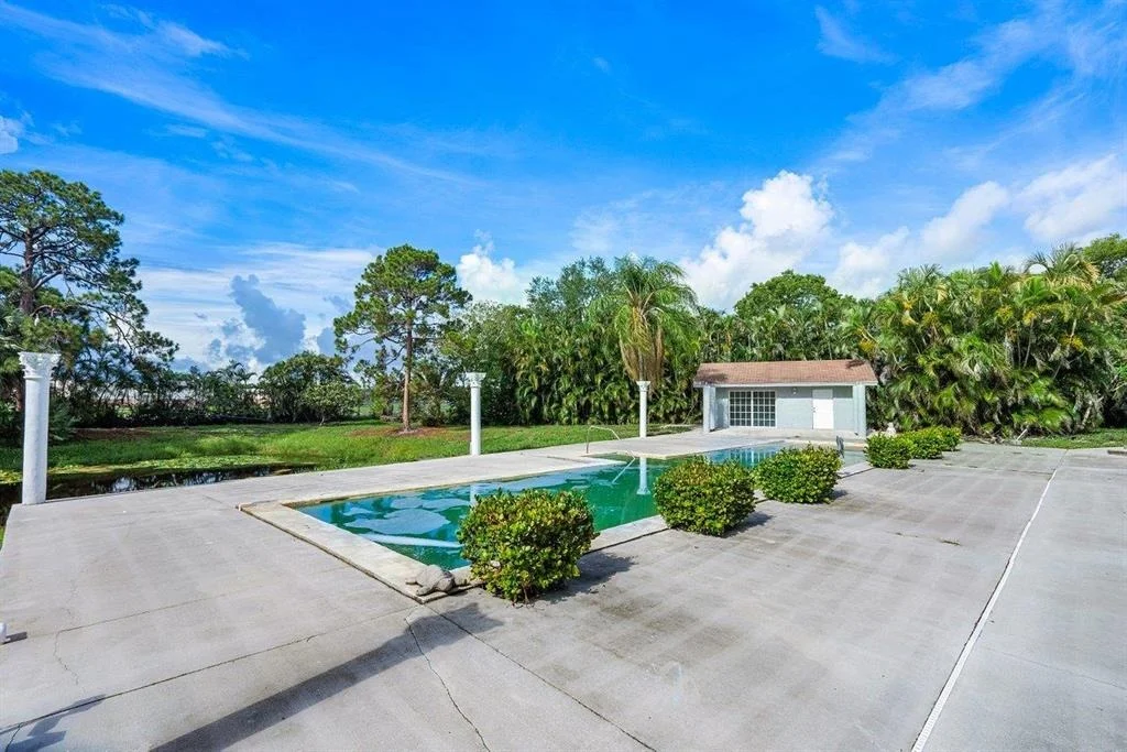 Photo of 6077 Pineneedle Lane