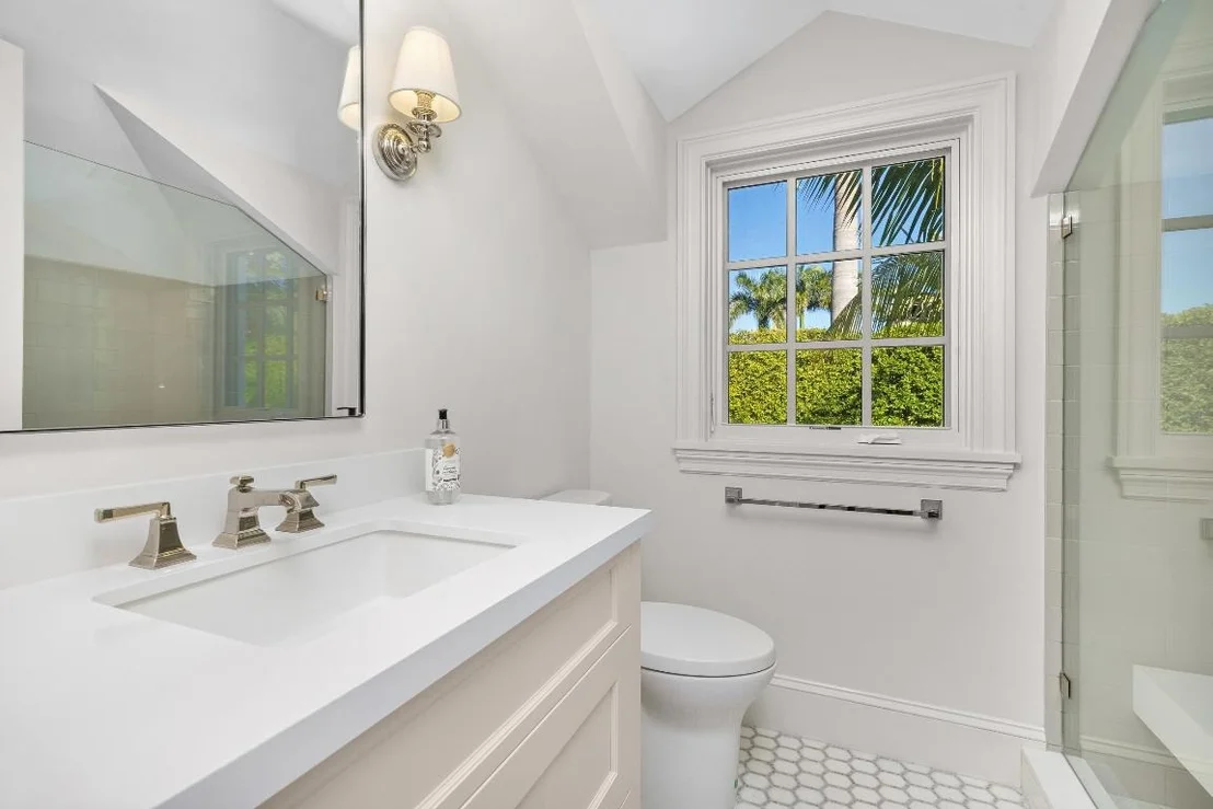 Photo of 433 Antigua Lane