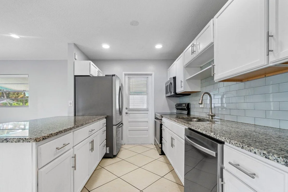 Photo of 705 N Perry Avenue