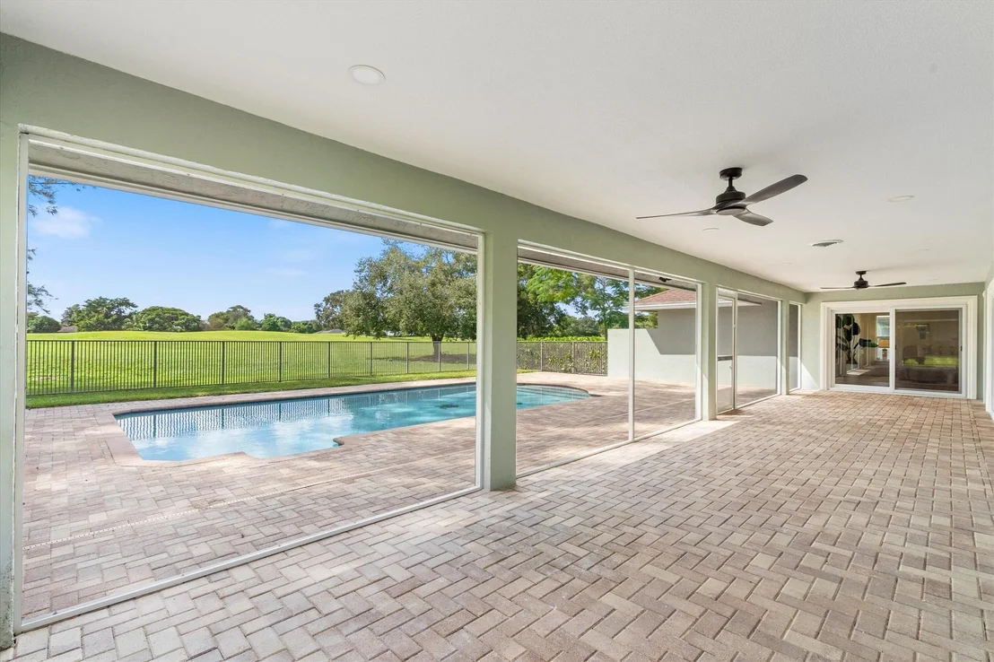 Photo of 1395 Pine Valley Drive