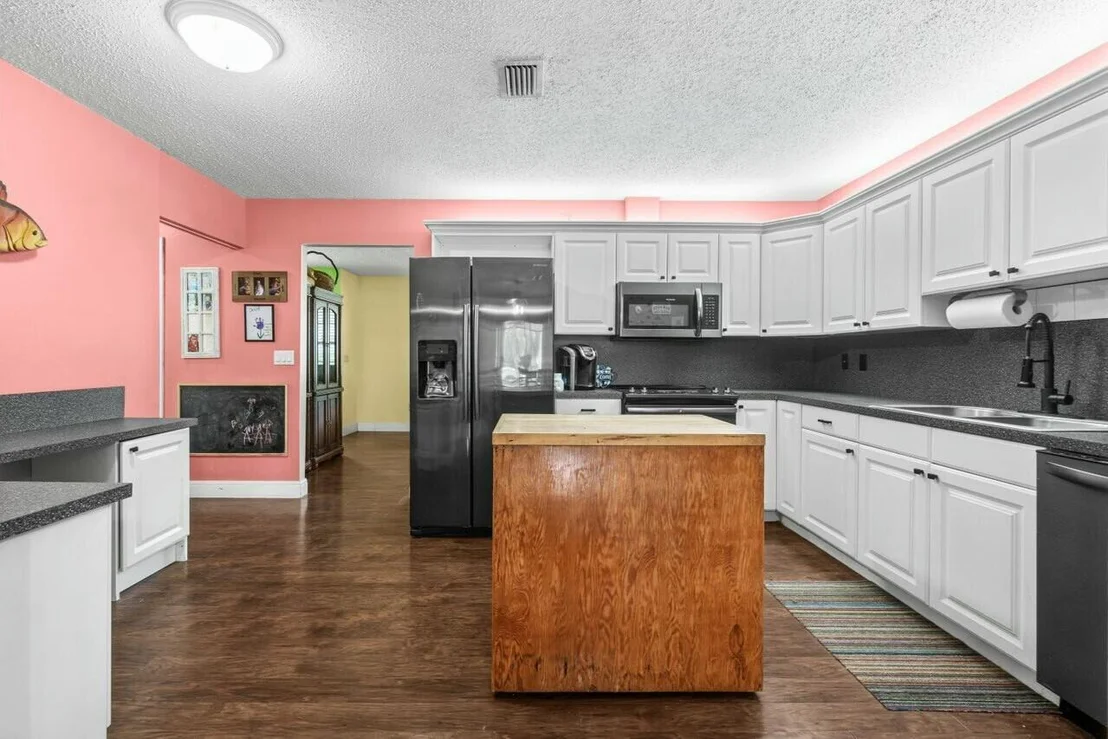 Photo of 3556 Pinehurst Drive