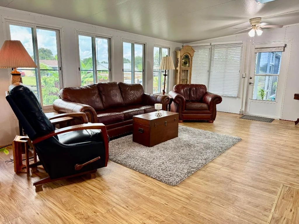 Photo of 1903 SE 30th Street S
