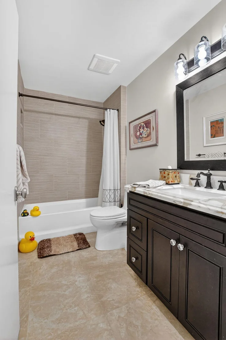 Photo of 11270 Clover Leaf Circle