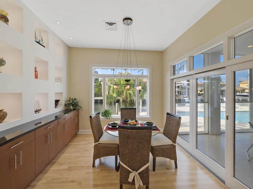 Photo of 939 Jasmine Drive