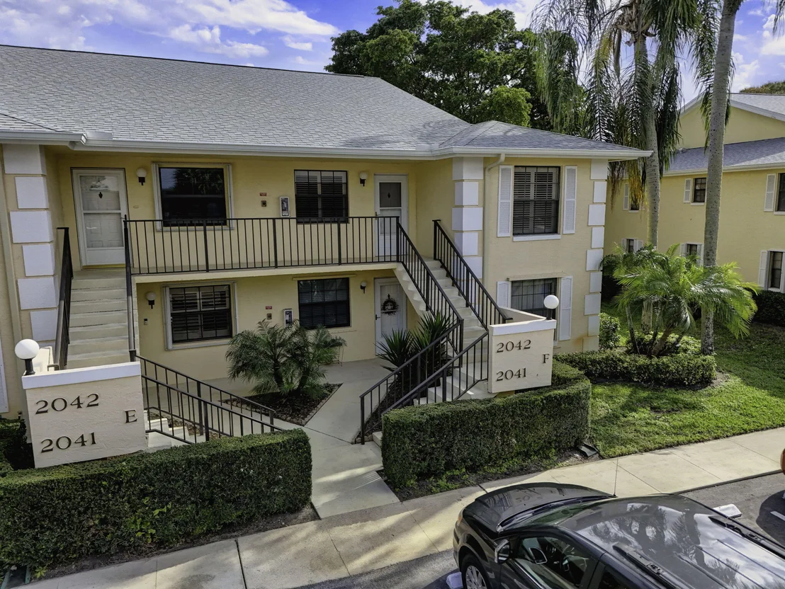 Photo of Unit F at 2041 Keystone Drive