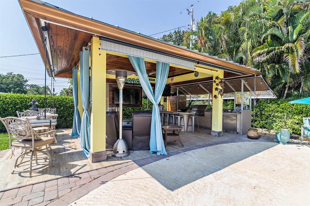 Photo of 657 Fairwind Drive