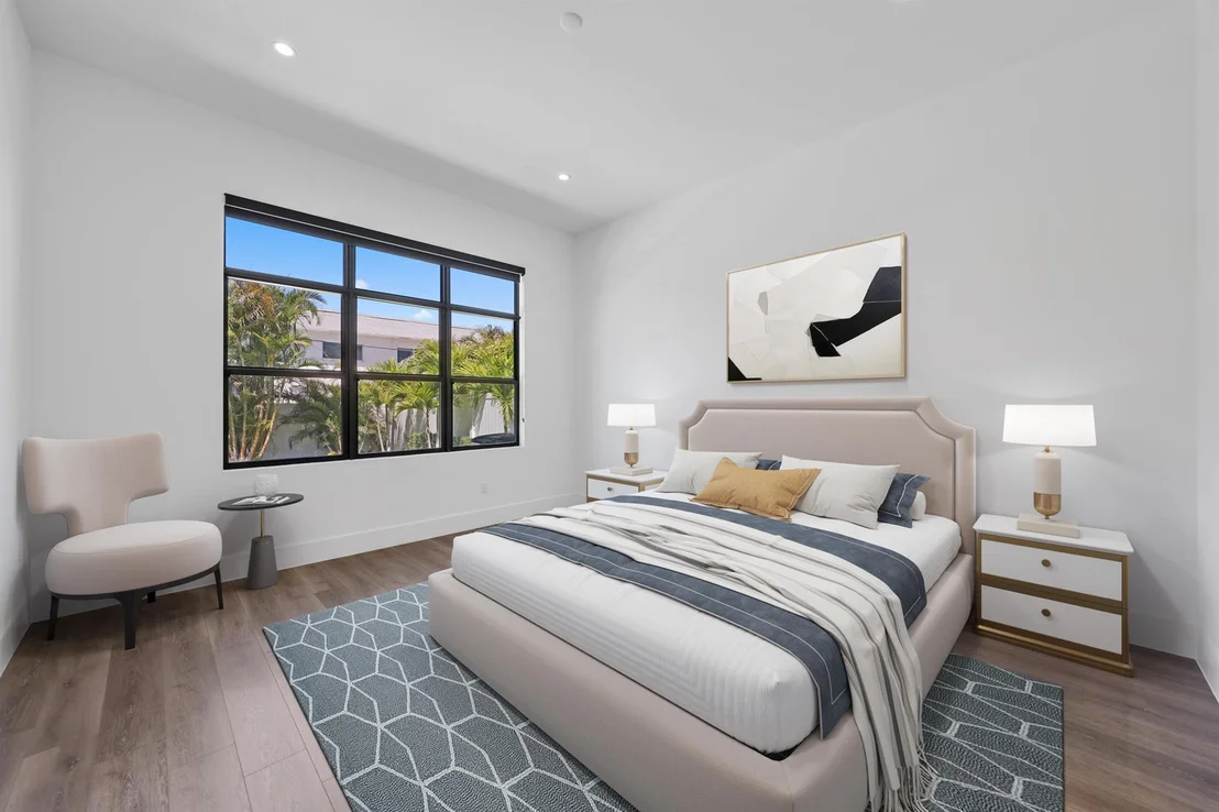 Photo of 655 Kingsbridge Street