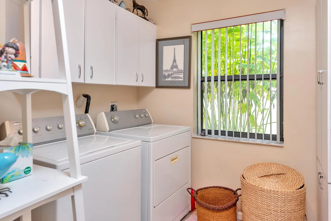 Photo of 13288 Compton Road