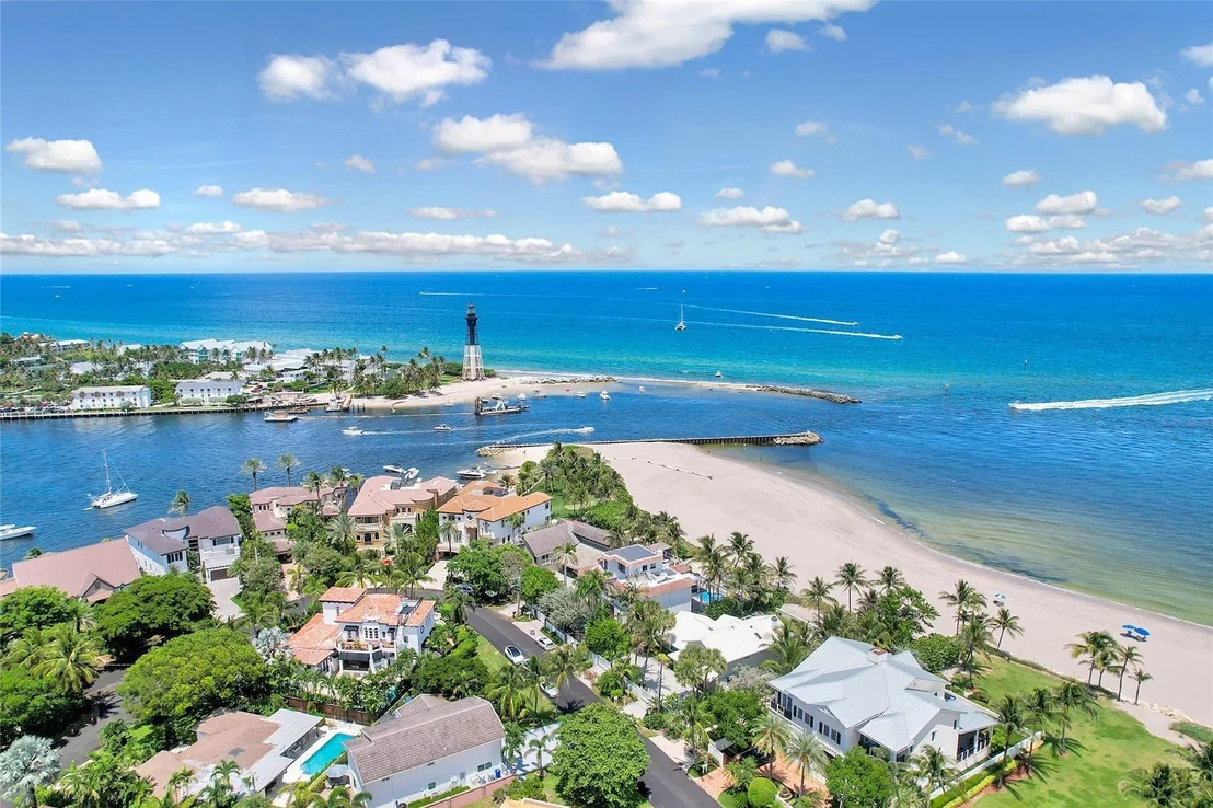 Photo of 2304 Bay Drive
