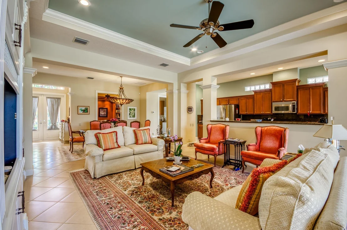 Photo of 10565 La Strada