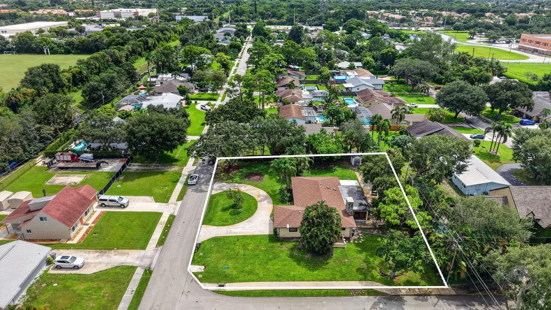 Photo of 4746 Canal Drive