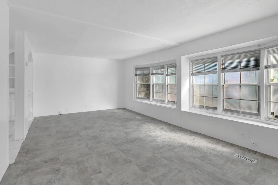 Photo of 23017 Watergate Circle