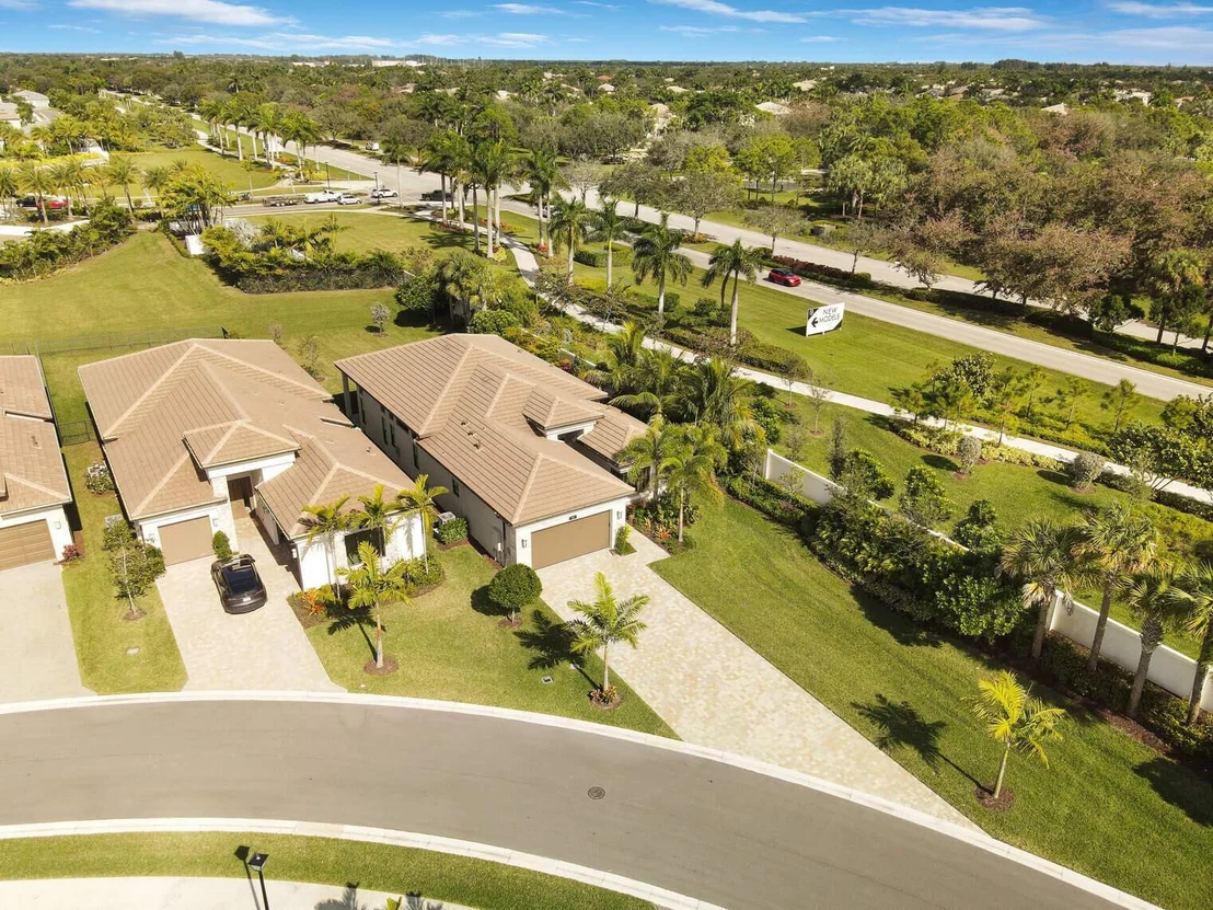 Photo of 9223 Mountain Pine Grove