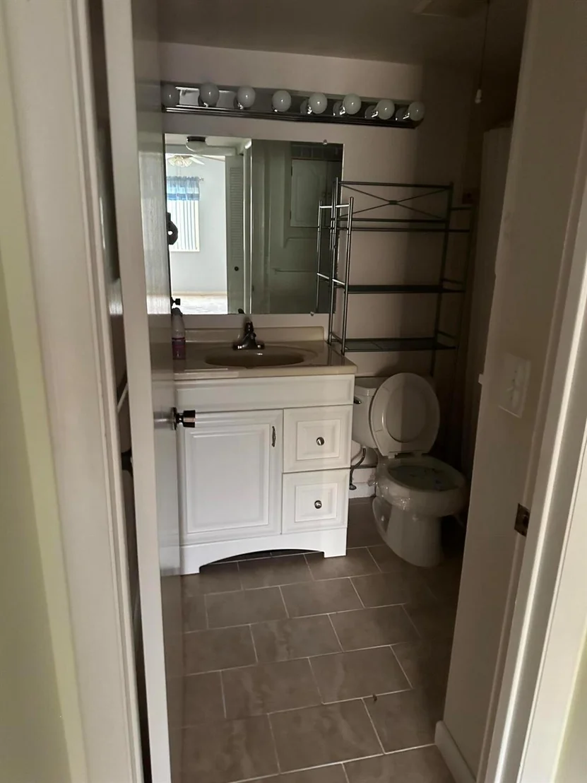 Photo of Unit APTB2 at 327 Pine Ridge Circle