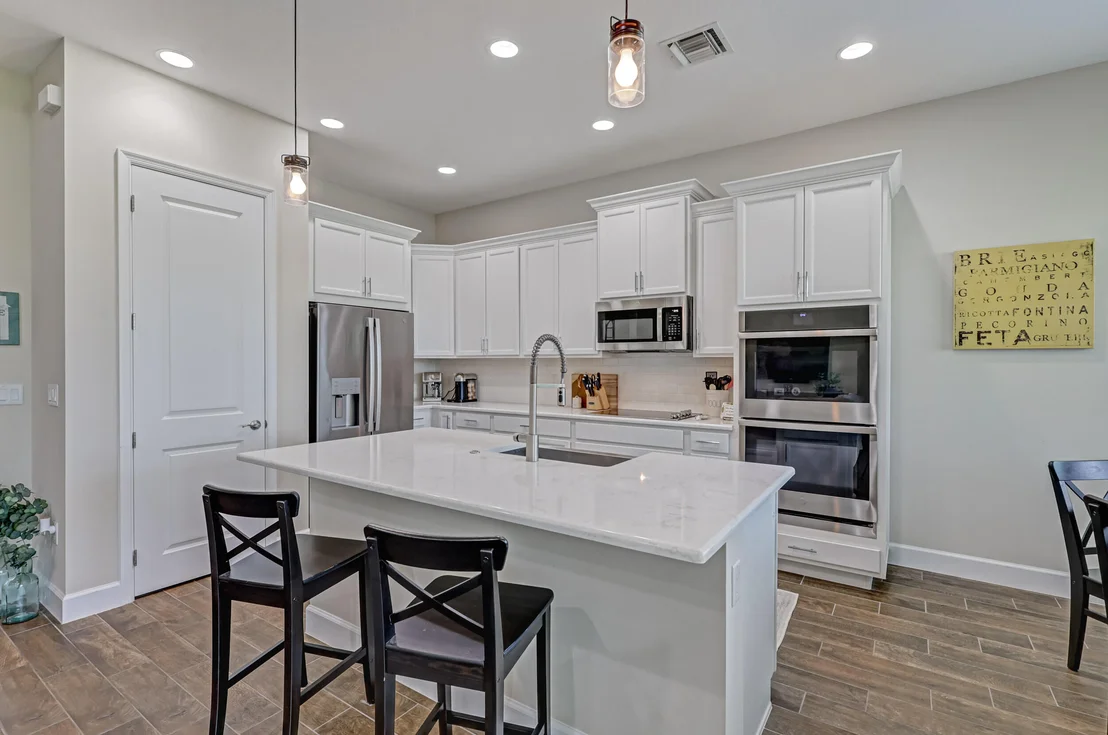 Photo of 15121 Goldfinch Circle