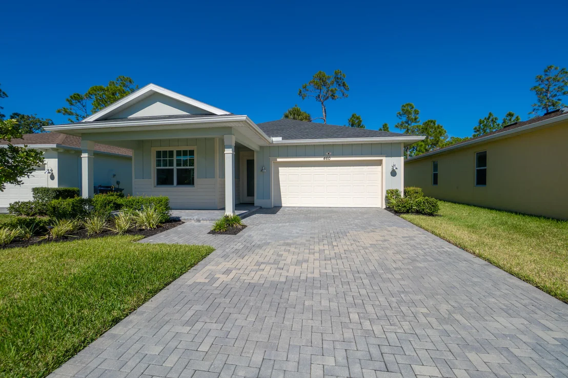 Photo of 460 Veridian Circle NW