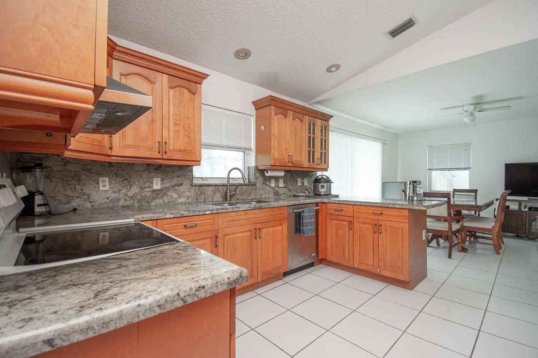 Photo of 1318 NW 2nd Circle