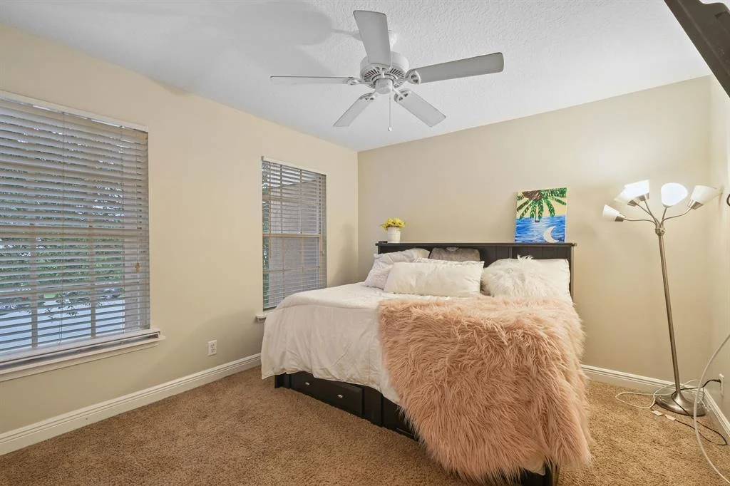 Photo of 352 Kingfisher Drive