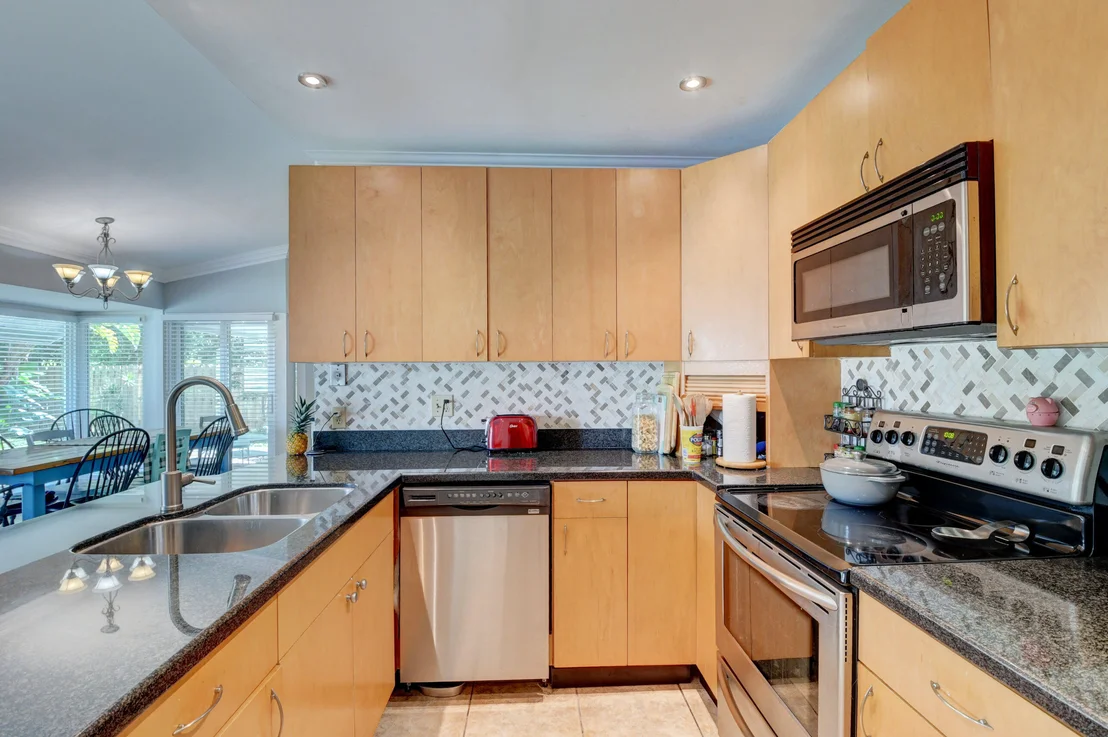 Photo of 2941 NW 24th Way