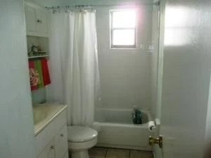 Photo of 1005 Mohican Boulevard