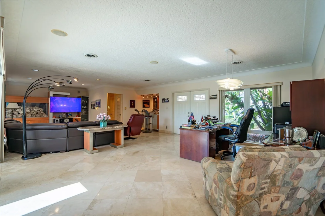 Photo of 4120 NE 23rd Terrace