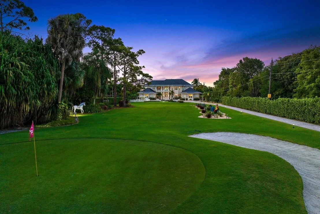 Photo of 5874 Pennock Point Road