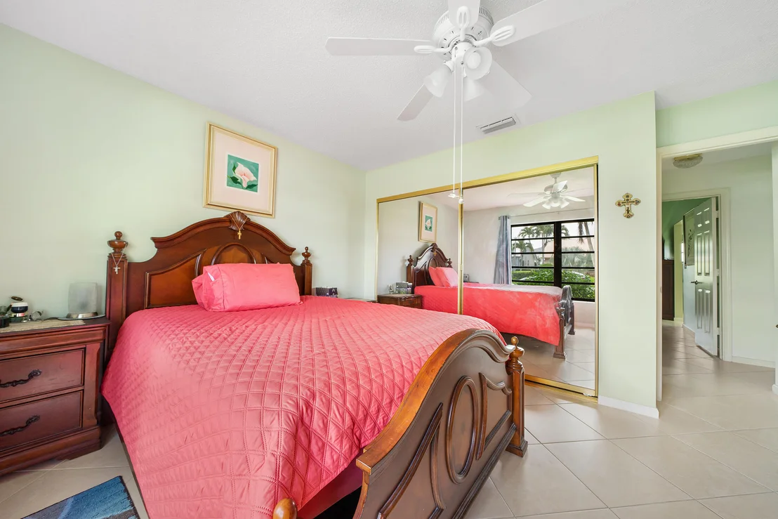 Photo of 6087 Petaluma Drive