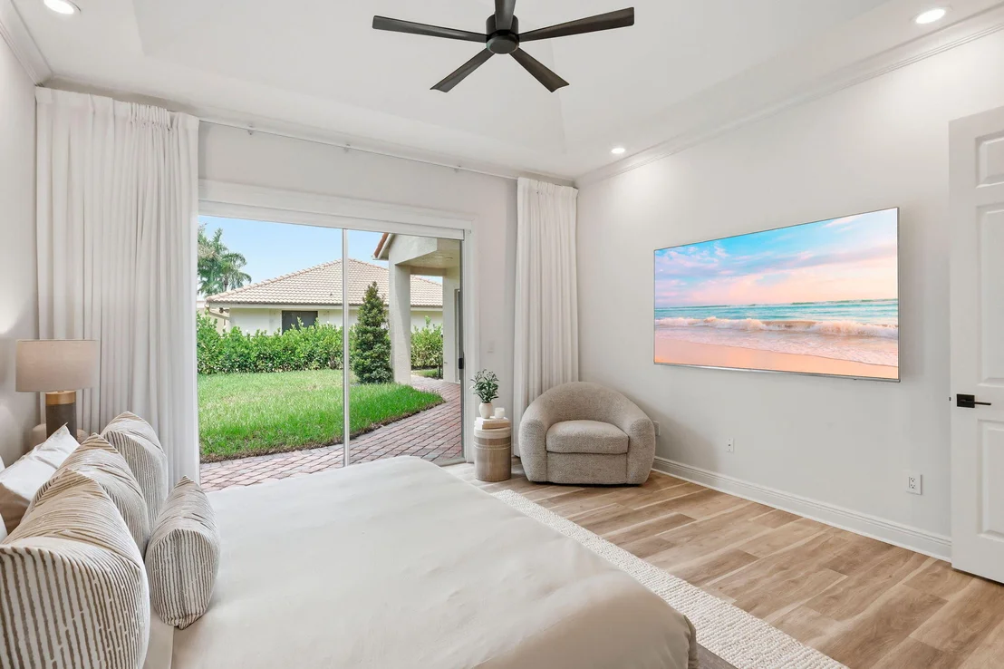 Photo of 950 Greensward Lane