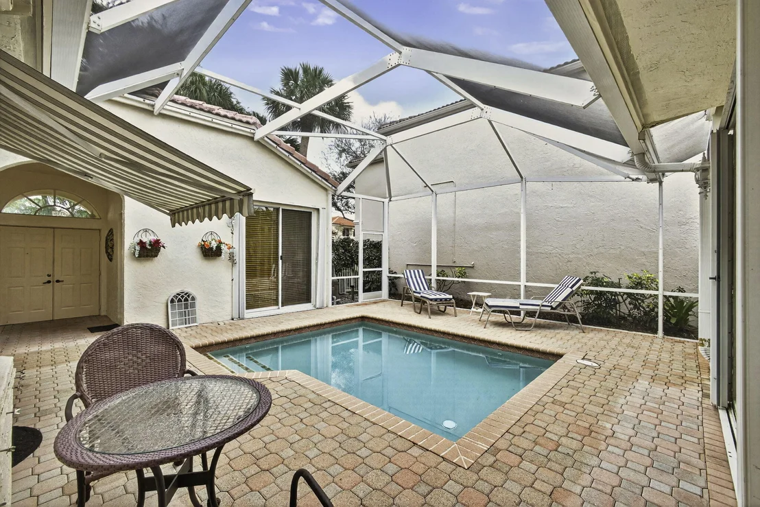 Photo of 2085 Chagall Circle