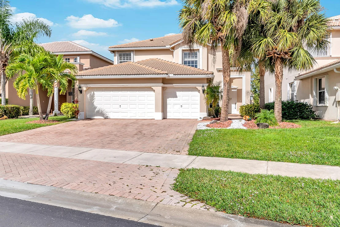 Photo of 11103 Pacifica Street