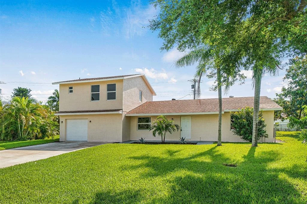 Photo of 667 Eagle Circle