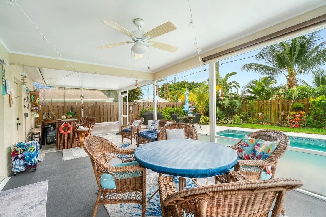 Photo of 121 Deerfield Drive