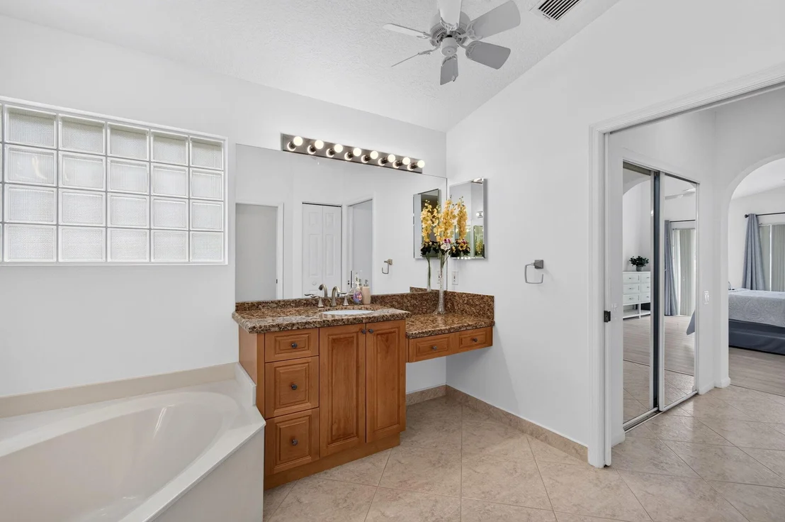 Photo of 7285 Haviland Circle