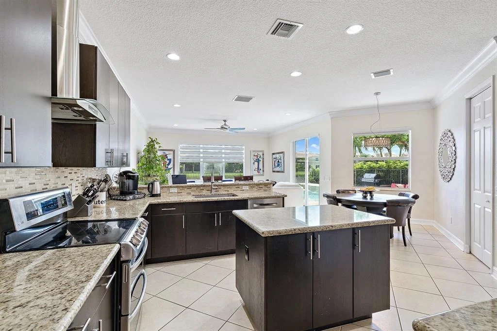 Photo of 7994 Emerald Winds Circle