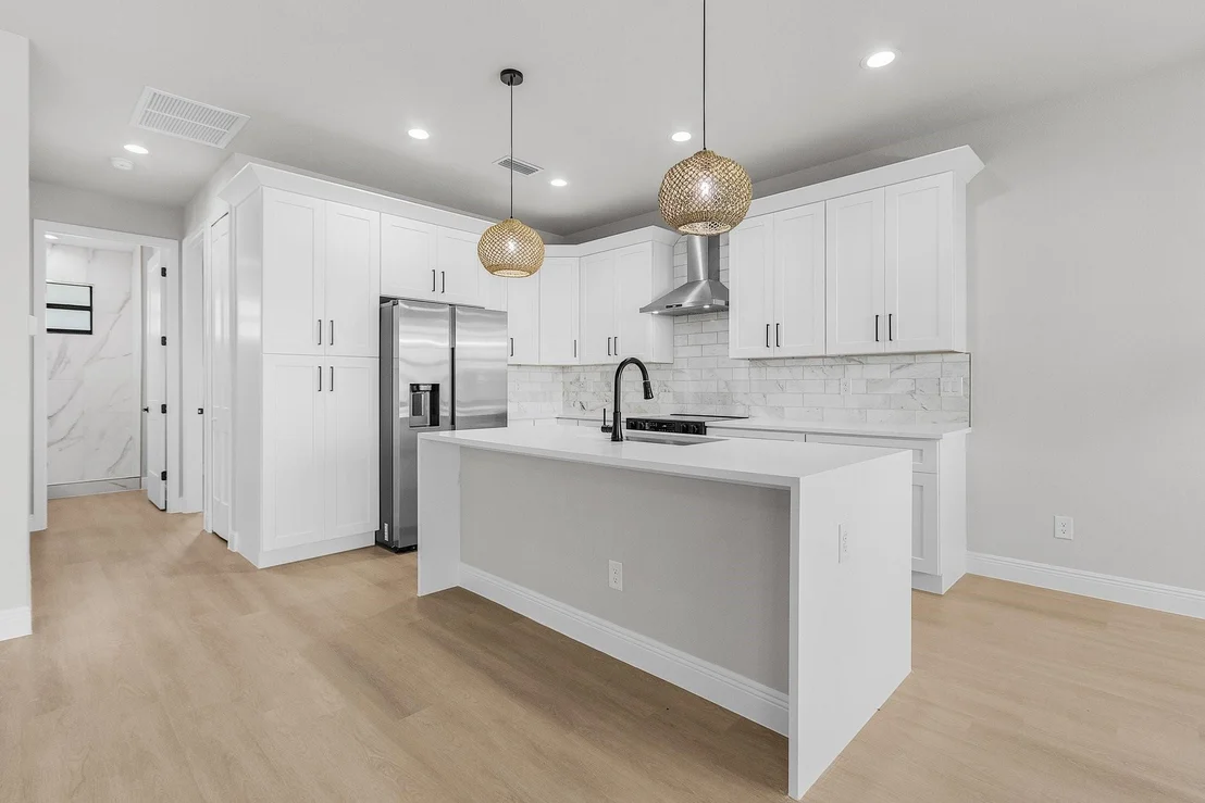 Photo of 1299 Argosy Road