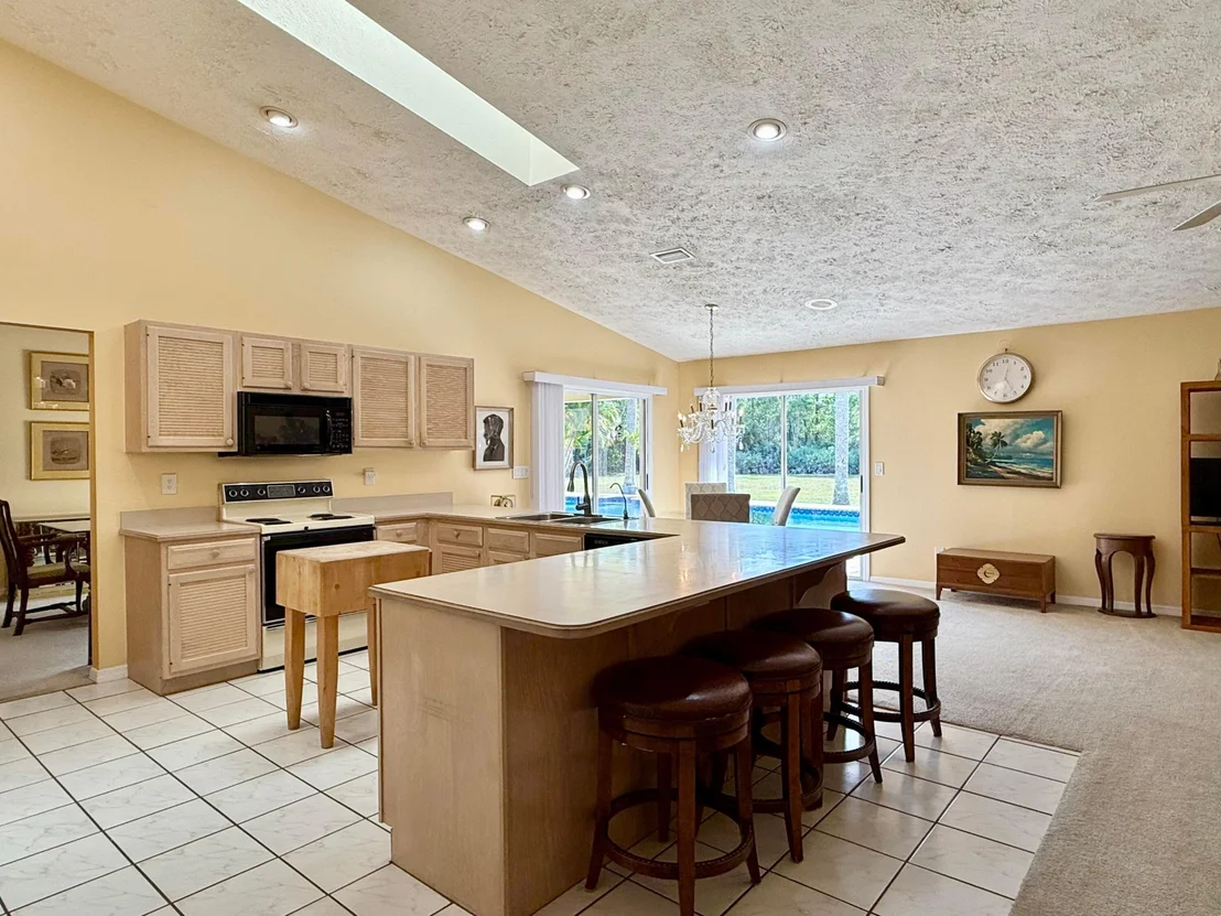Photo of 2884 SE Ranch Acres Circle