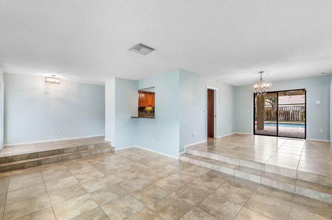 Photo of 4060 Birchwood Drive