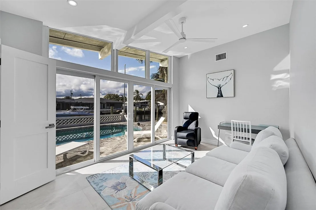Photo of 441 SE 14th Avenue