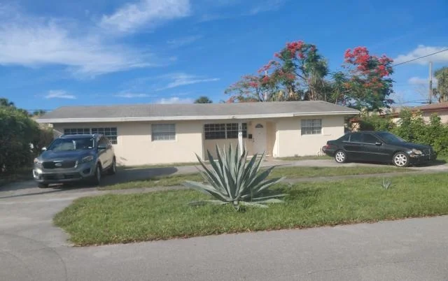 Photo of 200 N Ware Drive