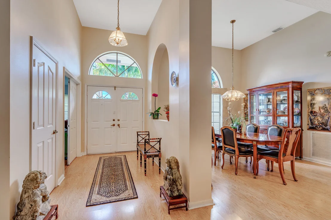 Photo of 2316 Stonegate Drive