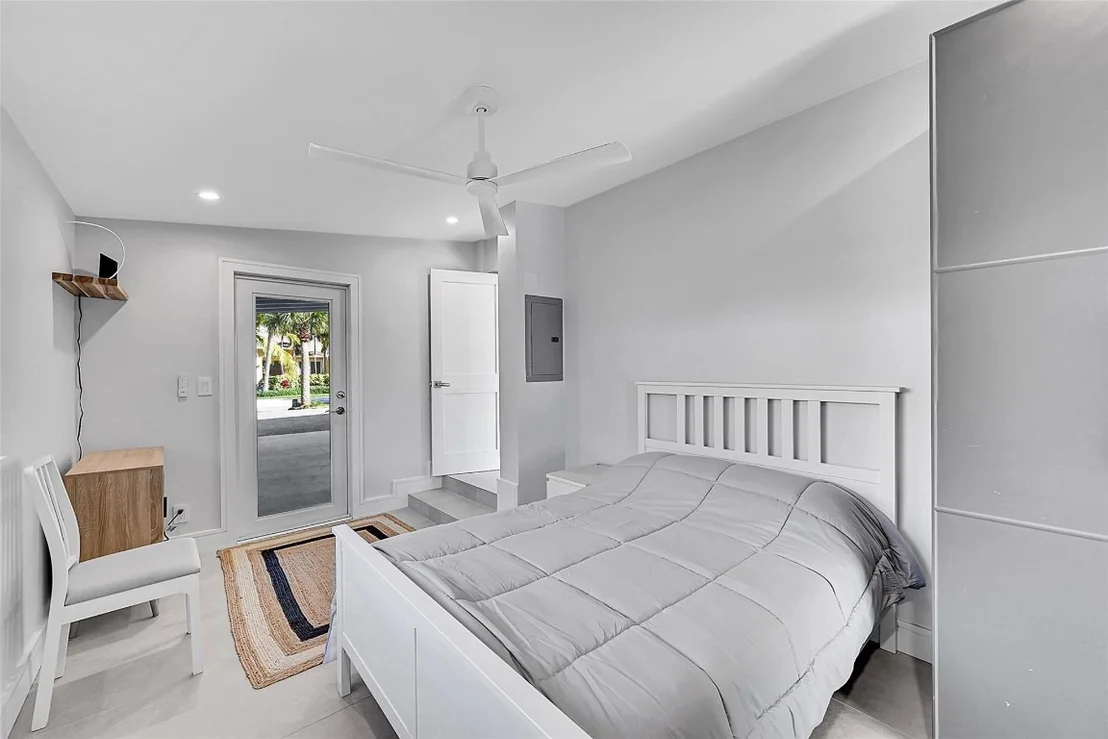 Photo of 441 SE 14th Avenue