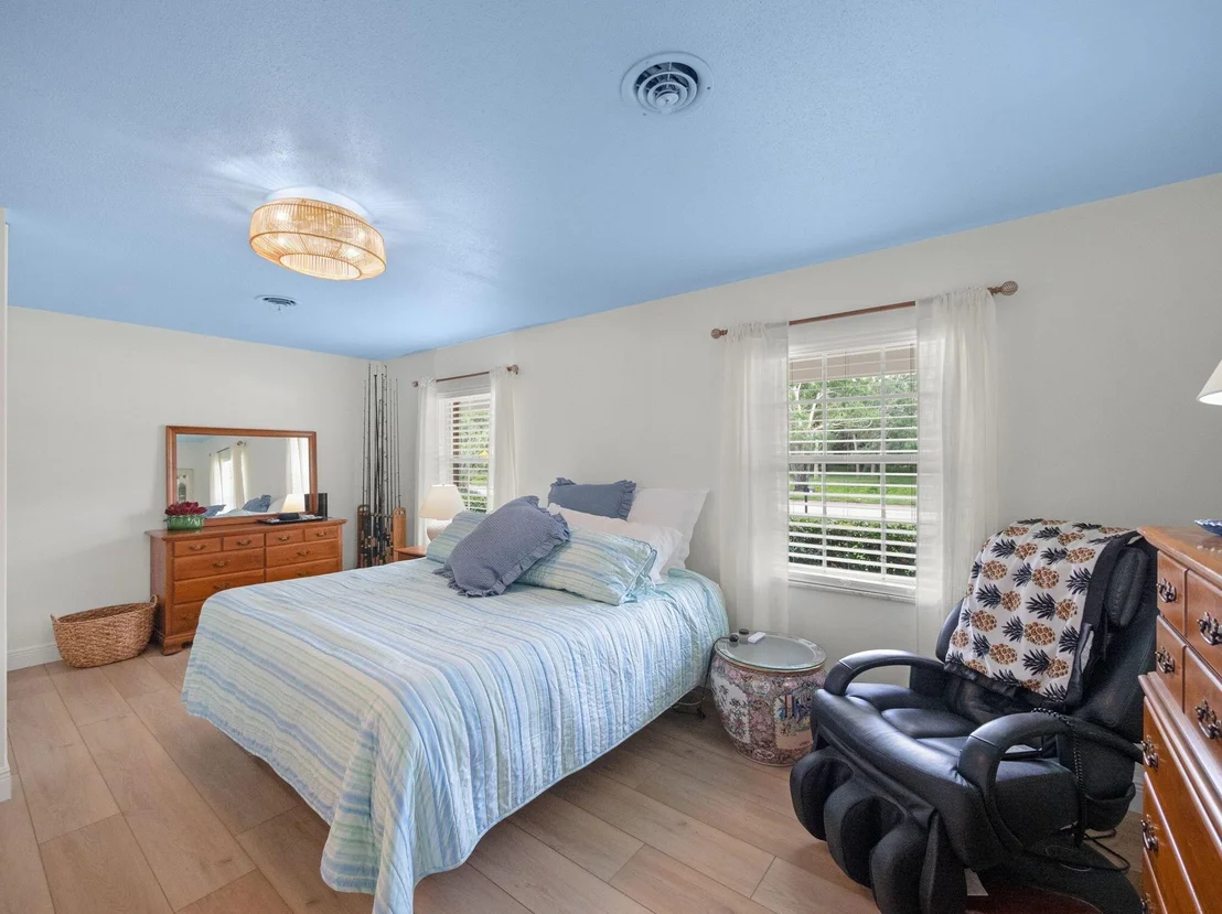 Photo of 2712 Lone Pine Road