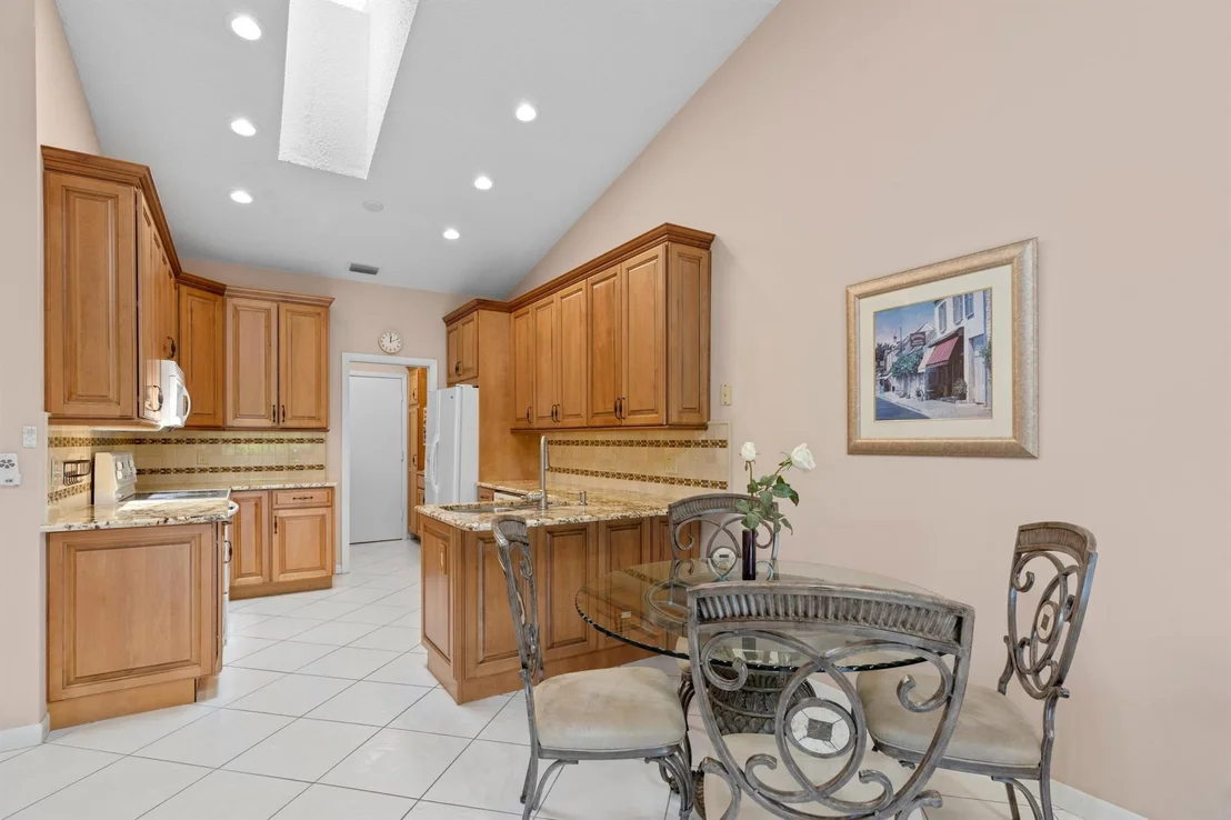 Photo of 8668 Eagle Run Drive
